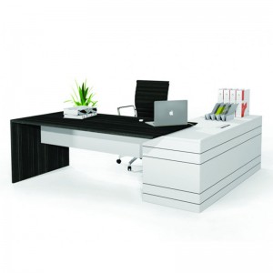 Envoy Executive Desk